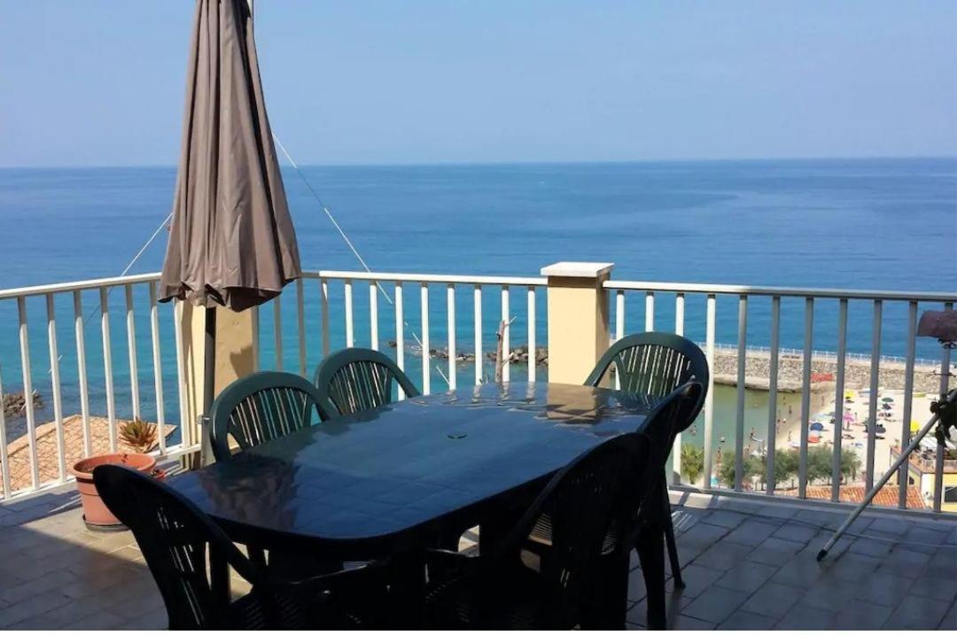 La Terrazza Sul Mare Appartement Pizzo  Buitenkant foto
